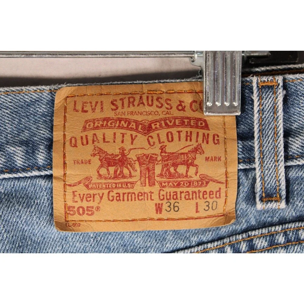 Vintage Levis 505 Regular Fit Straight Leg Jeans Men 36x30 Y2K Mexico Distressed